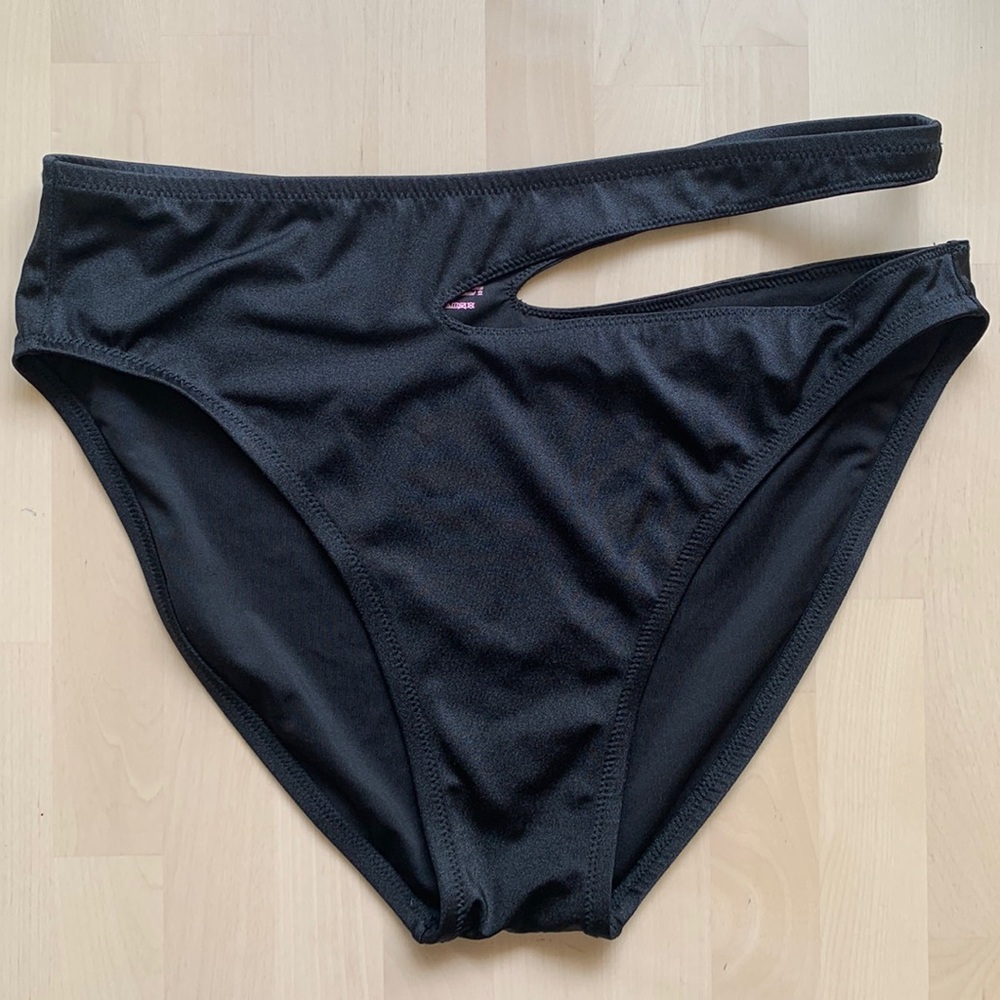 Victoria’s Secret Swim Bikini Bottom High Waist w/ Side Cut Out Black Size XL